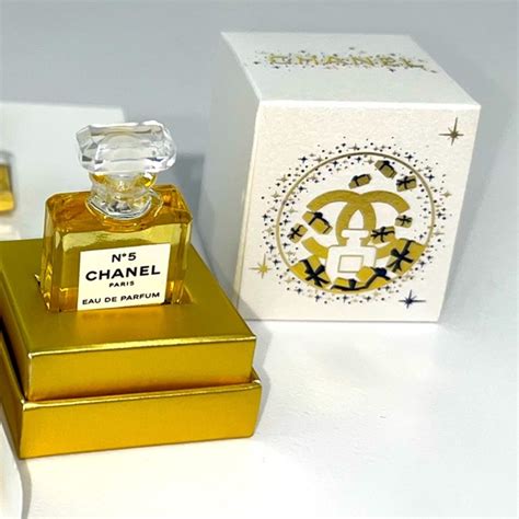 miniature chanel no 5 scrapbooking|Chanel No 5 Miniature .